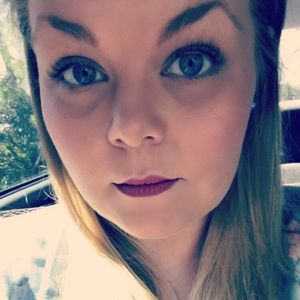 Meet your Posher, Ola